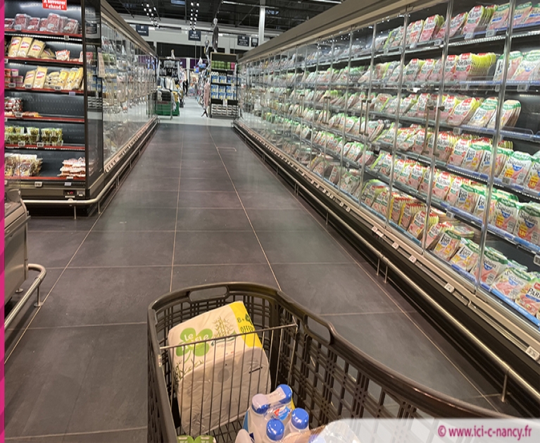 Rappel conso : des tranches de fromage vendues chez E.Leclerc et Intermarché contaminées par du plastique