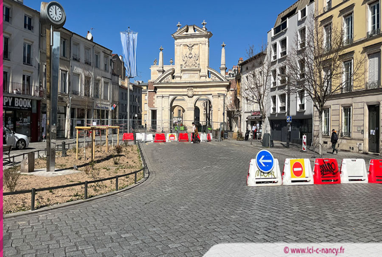 Errance, alcool et incivilités sur la Place des Vosges : la Ville de Nancy mise sur la sécurité et la médiation