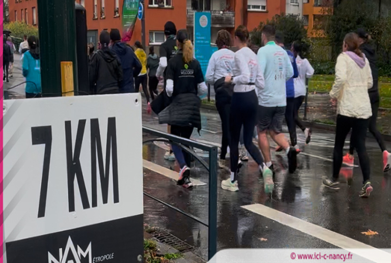 Vidéo. Courses de la Saint Nicolas : 8 500 coureurs pour les 10 km de Nancy