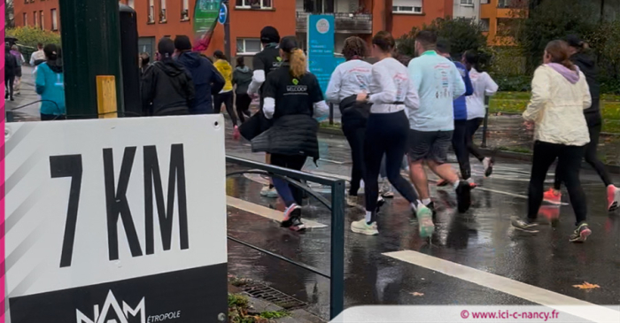 Vidéo. Courses de la Saint Nicolas : 8 500 coureurs pour les 10 km de Nancy