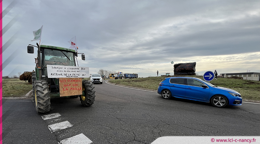 Les agriculteurs à Ville-en-Vermois ce mardi 30 janvier / photo ici-c-nancy.fr