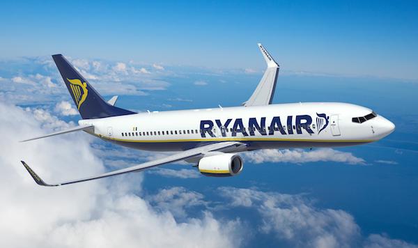 ryanair-aircraft-(2)