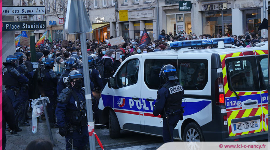 Manif 281120 Dominicains