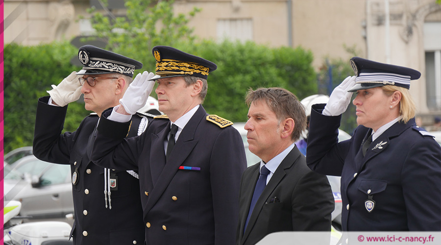 Ceremonie Hommage Police2